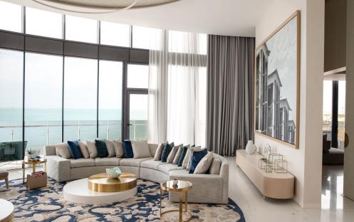 Low_resolution_72dpi-Jumeirah at Saadiyat Island Resort - Abu Dhabi Suite - Living Room 